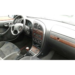 citroen xsara berlina del año 2000