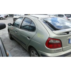 renault megane i berlina hatchback (ba0) del año 1997