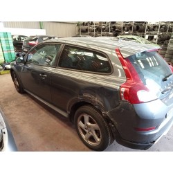 volvo c30 del año 2010