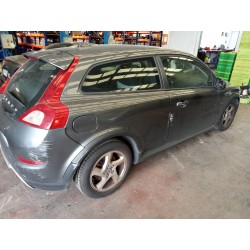volvo c30 del año 2010