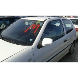 volkswagen polo berlina (6n2) del año 2000