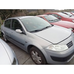 renault megane ii classic berlina del año 2005