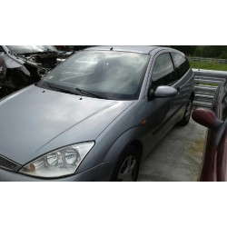 ford focus berlina (cak) del año 2004