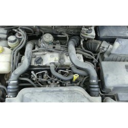 ford focus berlina (cak) del año 2004
