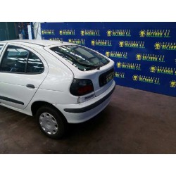 renault megane i berlina hatchback (ba0) del año 1998