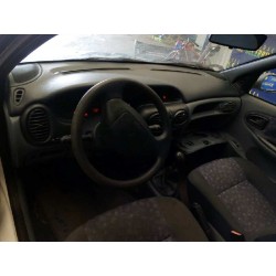 renault megane i berlina hatchback (ba0) del año 1998