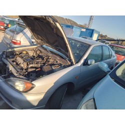 nissan primera berlina (p11) del año 1999