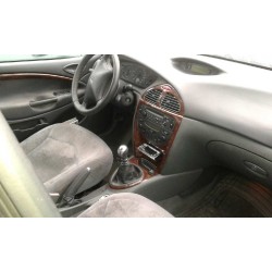 citroen c5 berlina del año 2003