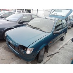 ford fiesta berlina del año 1994