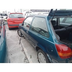 ford fiesta berlina del año 1994