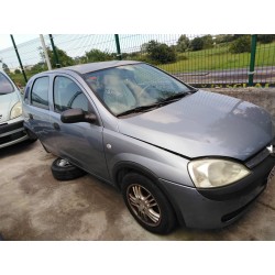 opel corsa c del año 2003