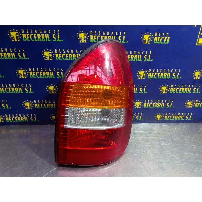Recambio de piloto trasero derecho para opel zafira a comfort referencia OEM IAM Recambio de piloto trasero derecho para opel zafira a comfort referencia OEM IAM