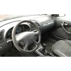 citroen xsara berlina del año 2000