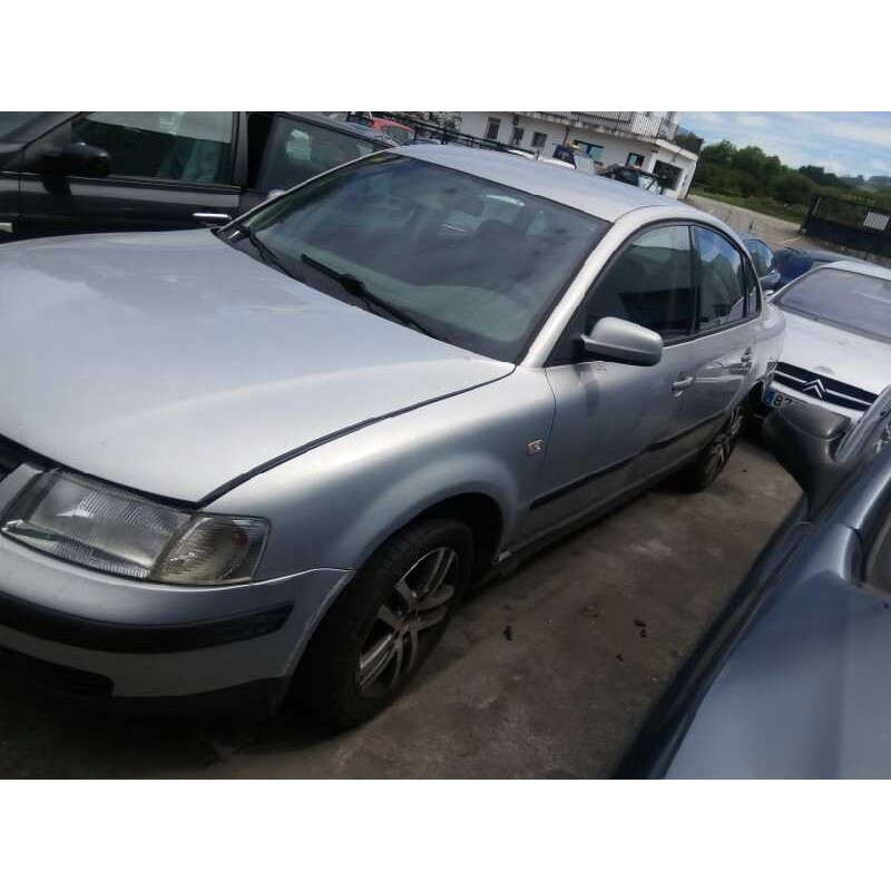 volkswagen passat berlina (3b2) del año 1997