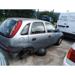 opel corsa c del año 2003