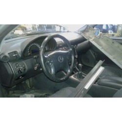 mercedes clase c (w203) berlina del año 2003