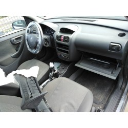 opel corsa c del año 2003