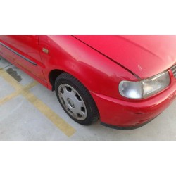 volkswagen polo berlina (6n1) del año 1999