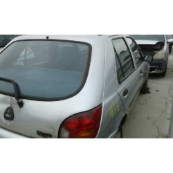 ford fiesta berlina del año 1997