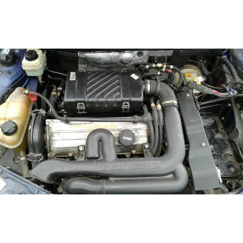 fiat punto berlina (176) del año 1999