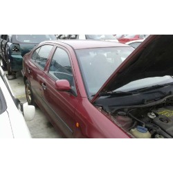 skoda octavia berlina (1u2) del año 2000