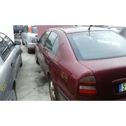 skoda octavia berlina (1u2) del año 2000