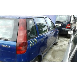 fiat punto berlina (176) del año 1999