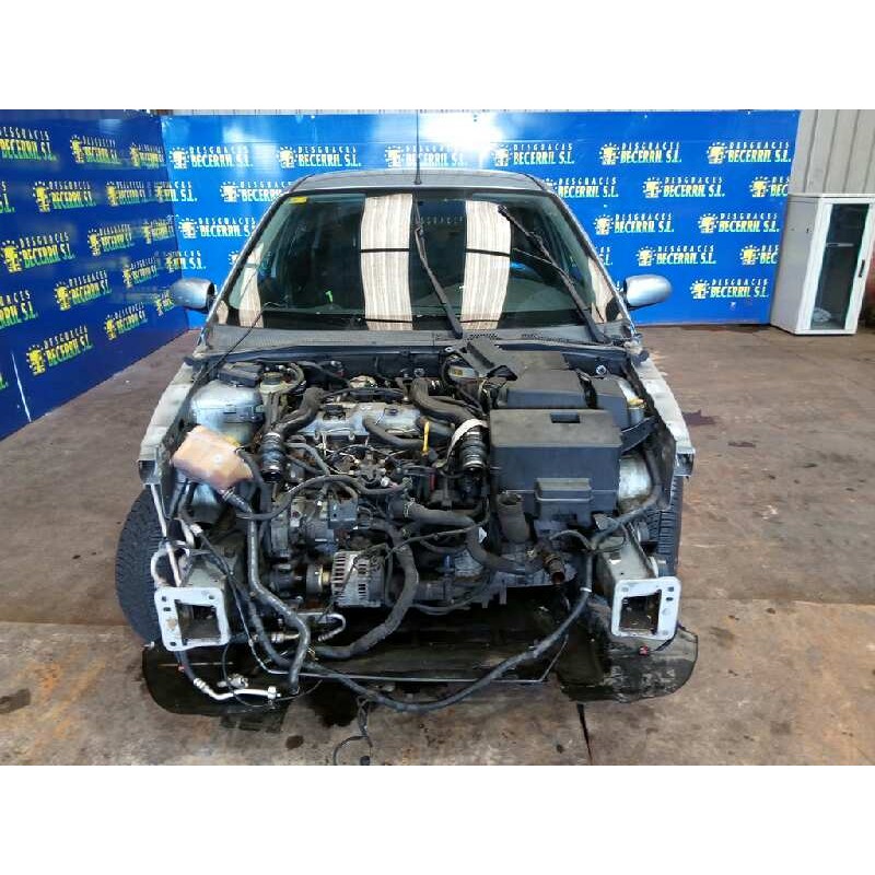 ford focus berlina (cak) del año 2003