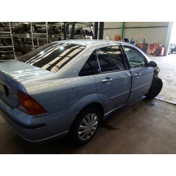 ford focus berlina (cak) del año 2003