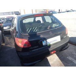 peugeot 206 berlina del año 2004