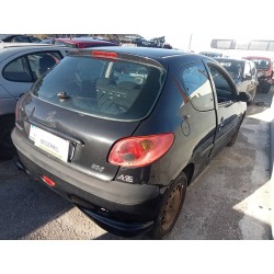 peugeot 206 berlina del año 2004