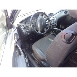ford focus berlina (cak) del año 2002