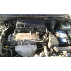 kia rio del año 2000