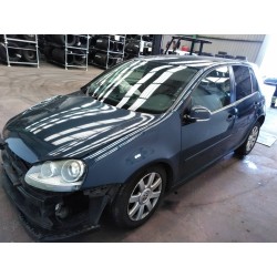 volkswagen golf v berlina (1k1) del año 2004