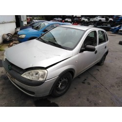 opel corsa c del año 2002