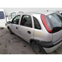 opel corsa c del año 2002