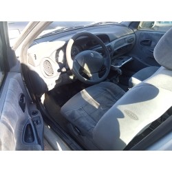 renault megane i fase 2 berlina (ba0) del año 2000