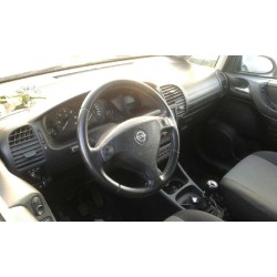 opel zafira a del año 2004