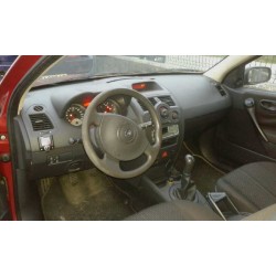renault megane ii berlina 3p del año 2003