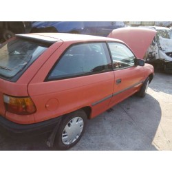 opel astra f berlina del año 1992