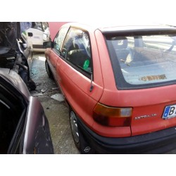 opel astra f berlina del año 1992