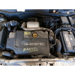 opel astra g berlina del año 2000