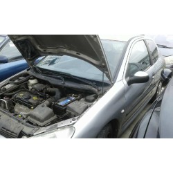 peugeot 206 berlina del año 1950