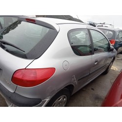 peugeot 206 berlina del año 2000