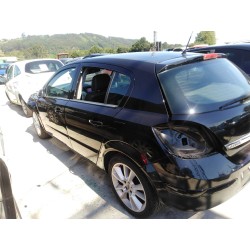 opel astra h berlina del año 2005
