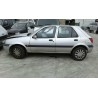 ford fiesta berlina (dx) del año 2001