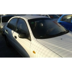 daewoo lanos del año 2002