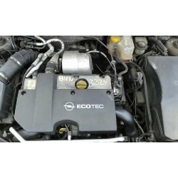 opel vectra c berlina del año 2004