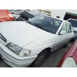 ford escort berlina/turnier del año 1994