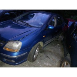 nissan almera tino (v10m) del año 2002
